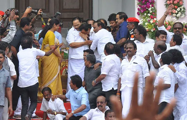 mk stalin